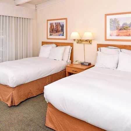 Red Lion Hotel Woodlake Conference Center Sacramento Dış mekan fotoğraf
