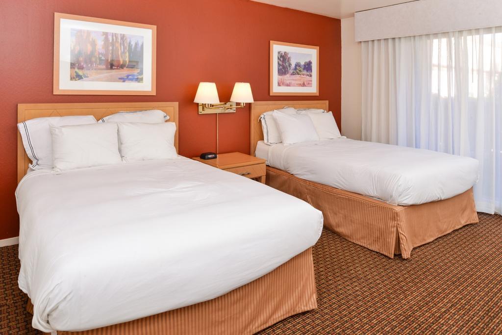 Red Lion Hotel Woodlake Conference Center Sacramento Dış mekan fotoğraf