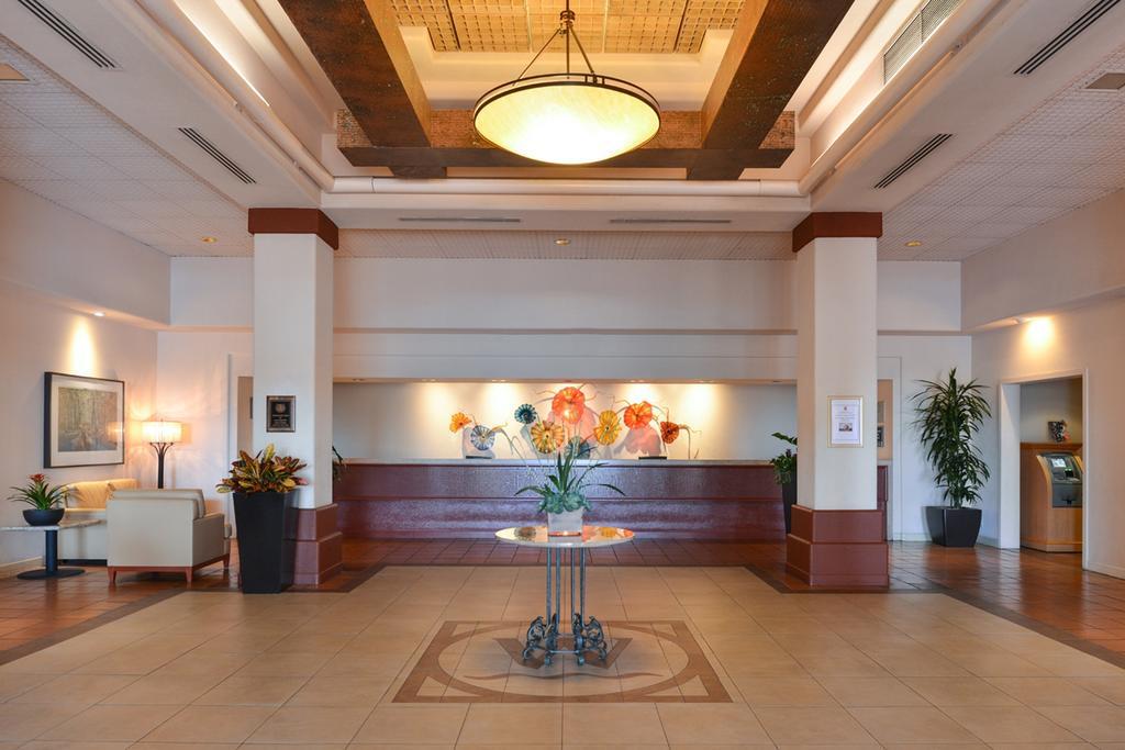 Red Lion Hotel Woodlake Conference Center Sacramento Dış mekan fotoğraf